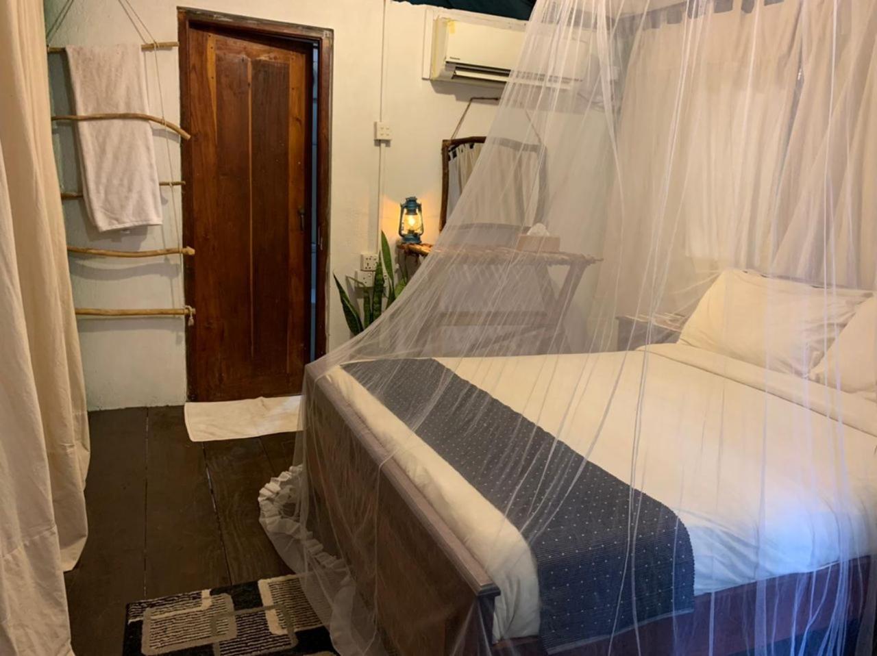 Camp Leopard - Yala Safari Glamping Hotel Екстериор снимка